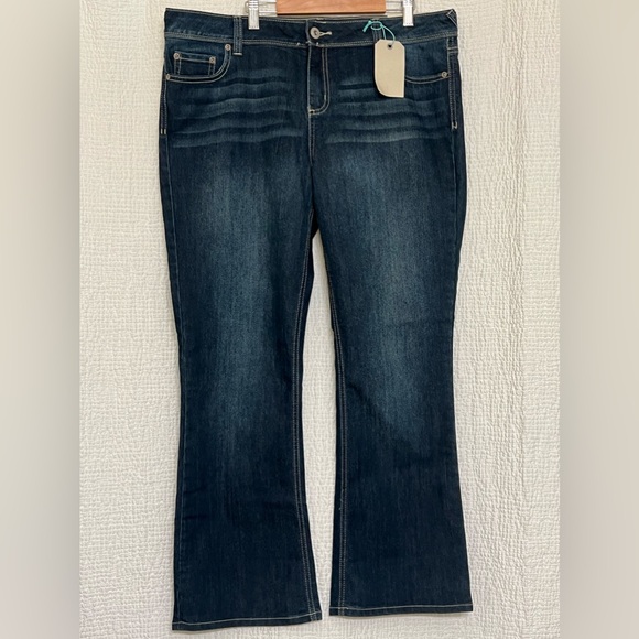 Maurices Denim - NWT Maurice’s Women’s Elite Straight Fit. Slim Boot.
